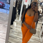 Karen - Hola mis amores soy karen una morenaza colombiana muy guapa y simpática con unas curvas soy 