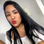 Latina universitaria muy guapa 20 años