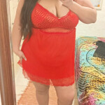 Latina Curvilínea - Hola amor soy Mariela tengo 29 años una morena de pelo largo y un cuerpo excepci