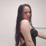 Ana nueva en alcantarilla