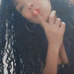 COLOMBIANA EXTROVERTIDA Y ECLUSIVA