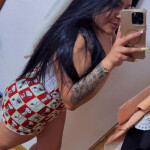 Bellísima latina nueva en la zona