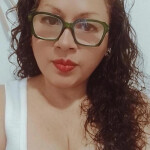 Preciosa Mujer Dulce bonita amable nueva en la ciudad.