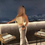 SUSANA CON HERMOSAS CURVAS Y FIGURA DE DIOSA