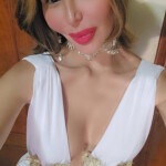 ALEJANDRA VENEZOLANA ELEGANCIA ATEMPORAL A SUS 32 AÑOS BC