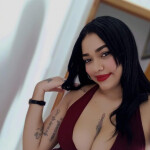 Jovencita Cariñosa y llena de aventuras