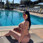 Afrodit muy y jovencita colombiana