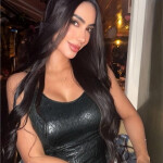 JUNTO A BELLA COLOMBIANA