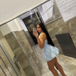 Sofia colombiana bonita y atenta