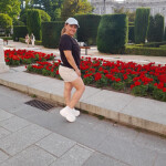 Mujer interesante y - delicada con de compartir experiencias contigo y