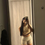 NOVEDAD LATINA JOVENCITA POR LA ZONA