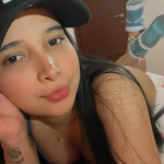 COLOMBIANA - Mis físicos junto con una elegancia innata me convierten en una estrella en la industri