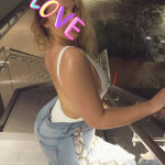 SEÑORA COLOMBIANA MUY CARIÑOSA ELDA