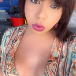 Camila joven latina con y caseras