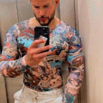 Chico latino nuevo en la ciudad muy