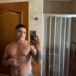 Jovencito guapo y recién. Llegado ala cuidad