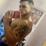 Fabiam - Hola soy fabian cómo puedes ver mis foto joven deportista muy simpático educado y buen temp