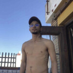 JOVEN COLOMBIANO - Tengo 20 años de edad con soy un chico serio reservado y agradable y respetuoso c