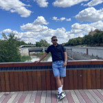 Morenito caraqueño - Hola soy venezolano de 26 años cuerpo cuidado manos expertas y una actitud que 