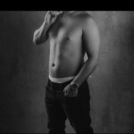 Adrian busco chico.joven