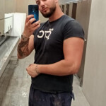 Tony bixesual - Bisexual i 94cm tengo casa propia con todos Generos todo tipo de más info al WhatsAp