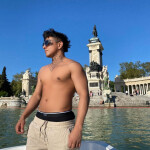 Latino en España - Hola soy chico joven recién llegado a España me gustan masajes salir y divertirme