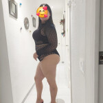 Brasileña chica - Cariño ? Desfrutar de uno momento único relajante y caloroso con mis manos y cuerp