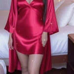 Mujer madura atractiva apaixonada