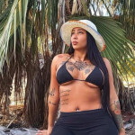 VANESSA - Estoy disponible para disfrutar de nuevas experiencias, instantes de la vida para recordar