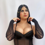 PAULA UNA BELLEZA LATINA ENCANTADORA