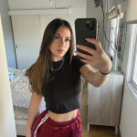 Jovencitas - Hola me llamo Mia una dama de esbelta figura hermosas piernas y personalidad radiante s