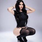 Rebeca colombiana super lujo impresionante