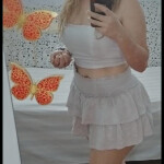Elizabeth - Soy una mujer muy cariñosa me encanta conocer amigo y hacer conversar y masaje