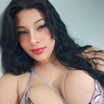 Daniela colombiana latina cariñosa