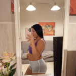 Hermosa cuerpo de diosa joven nany