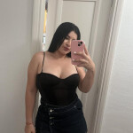 Hola amor soy Adriana chica venezolana lista para ti amor