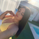 Samantha una exquisita mujer muy simpatica