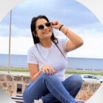 LIA primera vez aquí BOMBA
