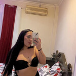 Hola soy Melany colombiana nueva en la zona