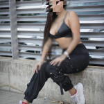 Mia - Hola Soy Mia Soy Nueva en la Ciudad Me encantaría Quedar contigo llámame Estaré Ala Espera De 