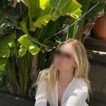 NUEVA EN LA ZONA Emy rubia selecta para caballeros