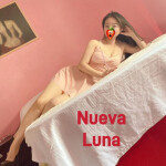 CHICA GUAPA JOVEN ASIÁTICA