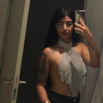 Luna colombiana - Hola cariño soy Luna una colombiana de 25 años en Zaragoza Me considero una mujer 