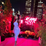 Dulce bcn - Hola he llegado soy una jovensita chilena de conocer España soy cariñosa