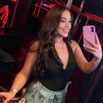 PAULINA LATINA - Latina de Mirada sonrisa irresistible y una compañía que despierta todos tus sentid