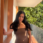 VENEZOLANA POR LA ZONA