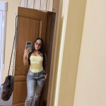 Jovencita colombiana de 22 años y precioso cuerpo disponible en Torrevieja