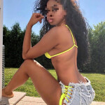 LATINA DE UN CUERPO DESEADO
