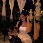 Victoria 20 años joven colombiana