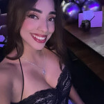 Alexka latina - Linda latina nueva en la ciudad exoctica y ven par